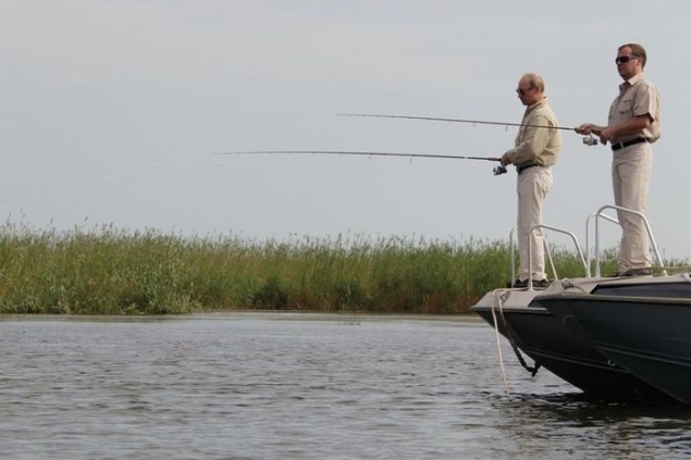 Путин и Медведев на рыбалке